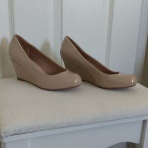 Nude Wedge heels